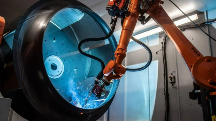 工業(yè)機(jī)器人“四大家族”:搶占萬億自動(dòng)化改造